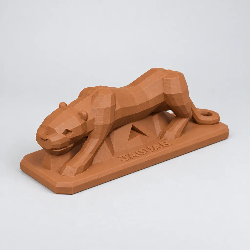 Foto del producto Figura de jaguar low-poly de 18 cm con peana